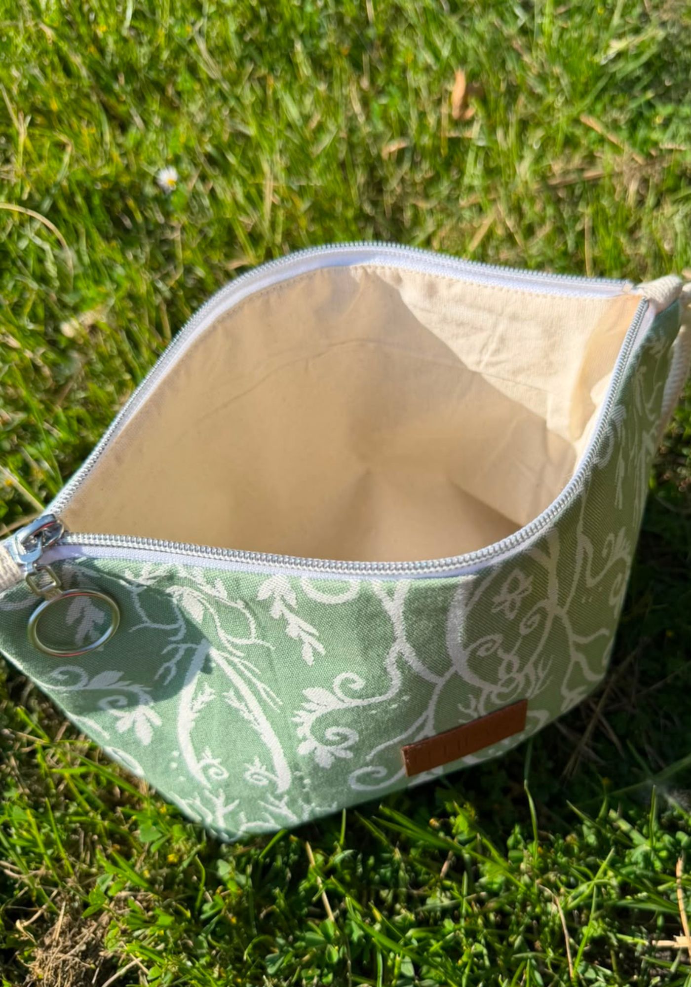 LELIBA Clutch Ramus Mora